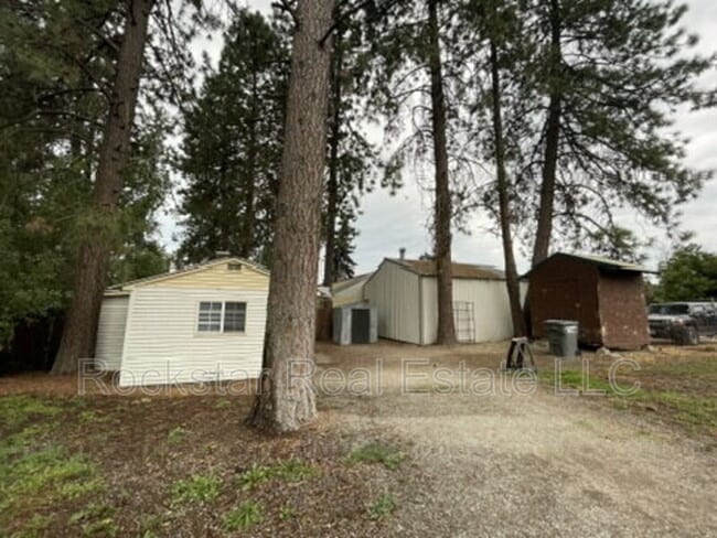 Photo - 604 S Sunderland Rd