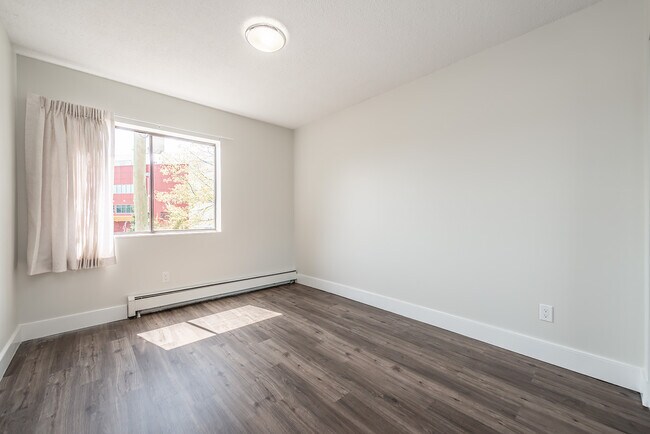 Photo - Pembroke Place Apartments