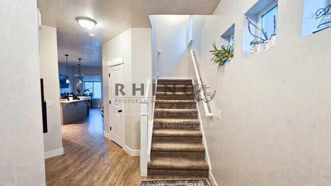 Photo - 213 Whitewater Dr