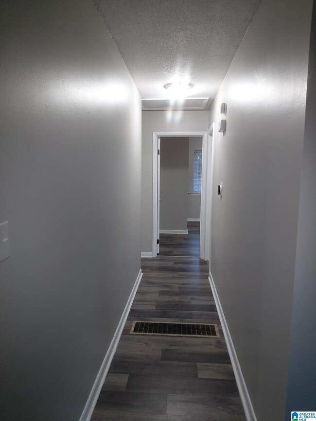 Photo - 1820 3rd Pl SW