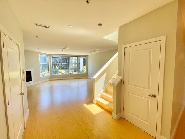 Photo - 638 19th St Unit 638 19th Street, #11