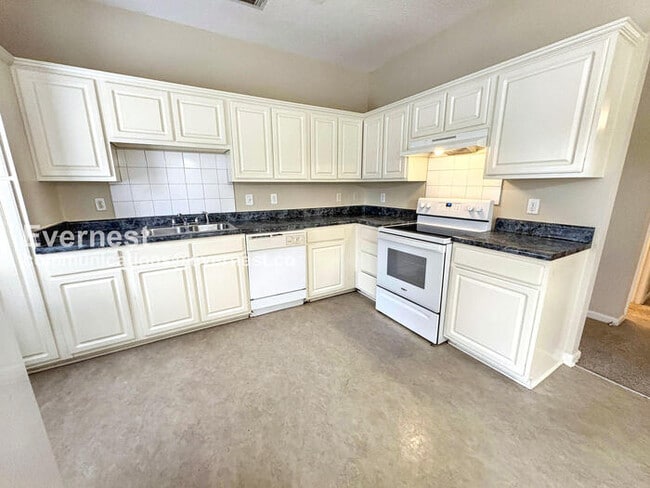 Photo - 2479 Brianna Dr