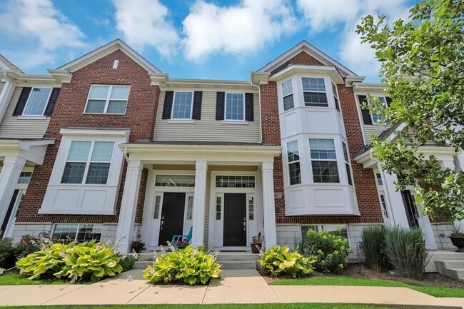 Photo - 2967 Madison Dr Townhome