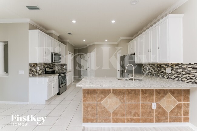 2210 Briana Dr