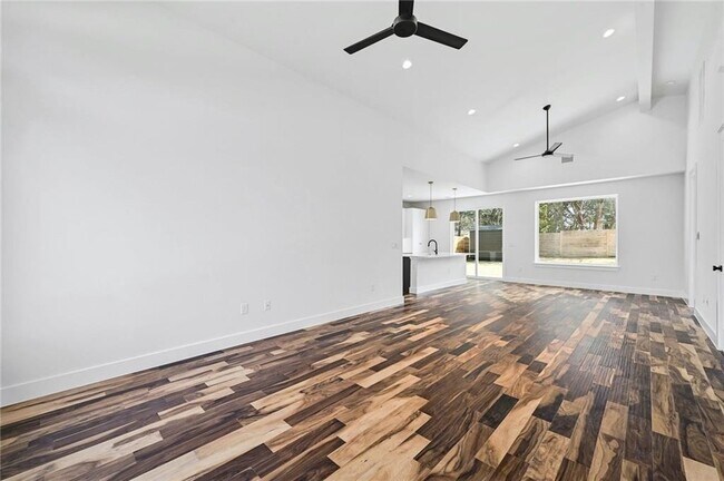 Photo - 3404 Thomas Kincheon St Unit 2