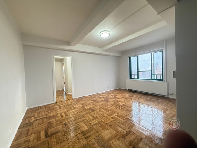 Photo - 1970 E Tremont Ave Unit 11G