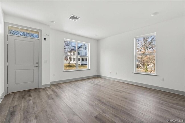 Photo - 75 Forester Ave