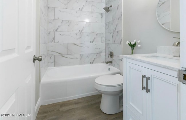 Photo - 4212 Lane Ave S