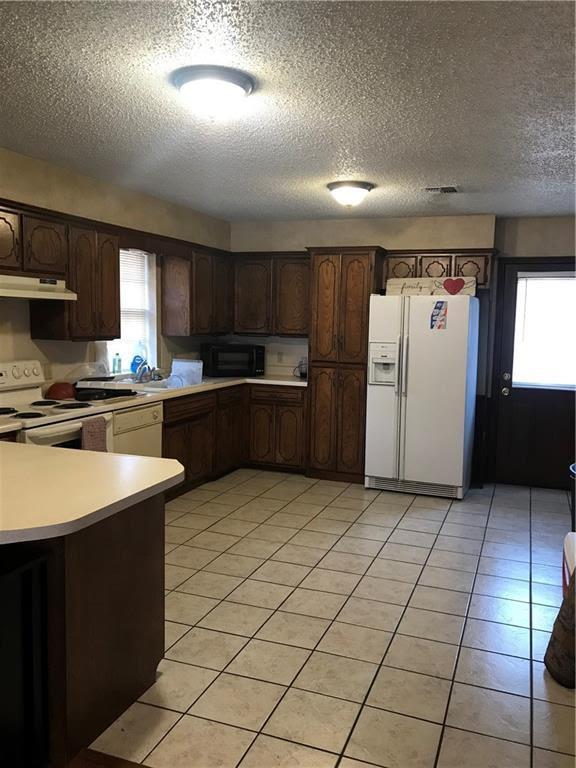 Photo - 1304 Plains Ave