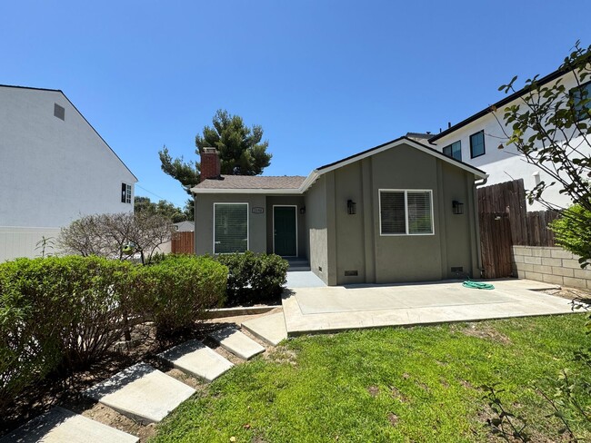 Photo - 2150 Crescent Ave