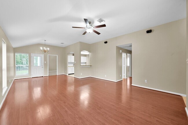 Photo - 506 Paradise Ln