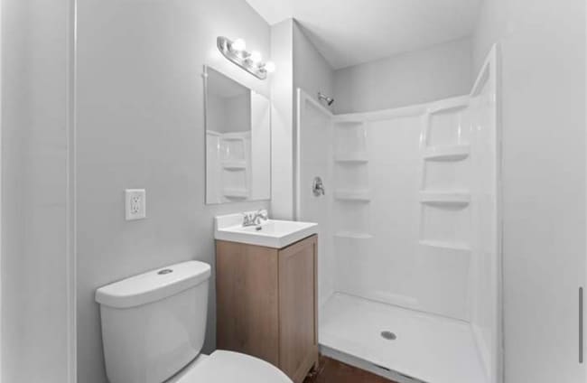 Photo - 2807 Quincy Ave