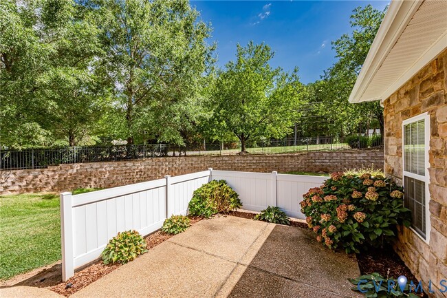 Photo - 7301 Norwood Pond Pl