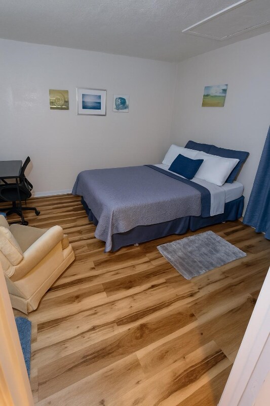 Photo - 18327 Van Nuys Cir