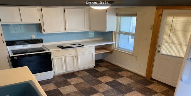 Photo - 740 Water St