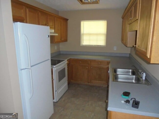 Photo - 2039 Faith Cove