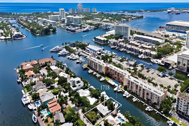 Building Photo - 1718 SE 14th St