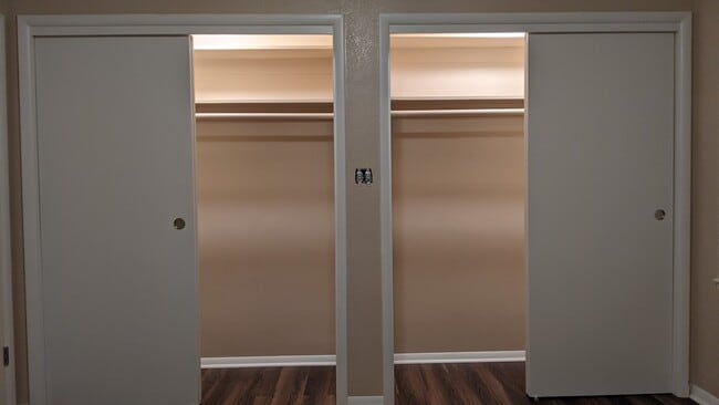 Master Bedroom Dual closets - 7976 W 2820 S Unit A