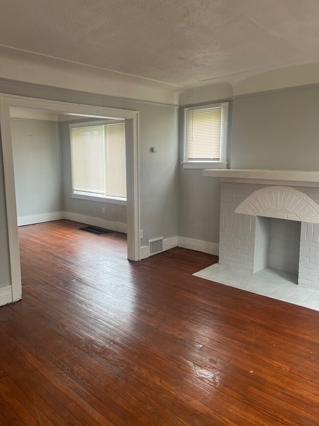 Photo - 11327 Littlefield St