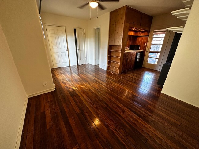 Photo - 1208 Washington Ave Unit 1