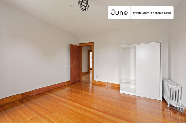 Photo - Room in Shared 4 bed/1 bath home Unit A