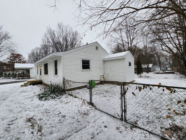 Photo - 11314 N Jennings Rd