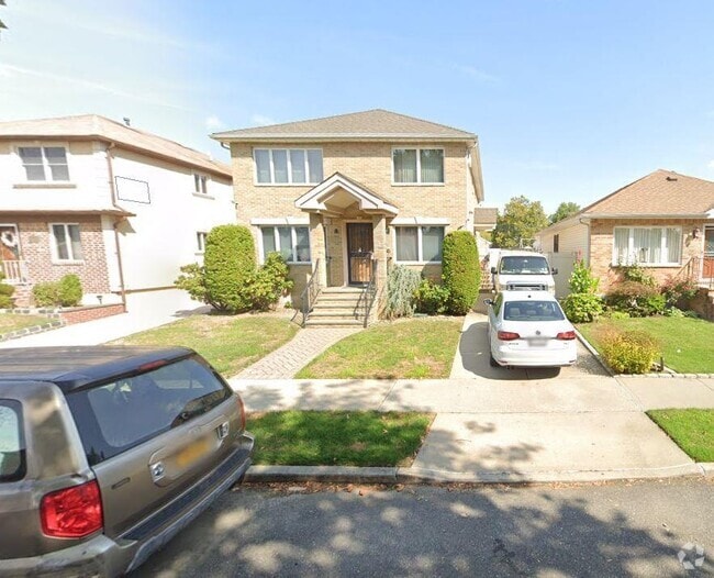 Building Photo - 157-47 20th Rd Unit 2 Rental