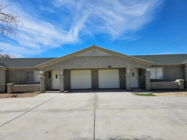 3035 Kiowa Blvd. N. - 3035 Kiowa Blvd N