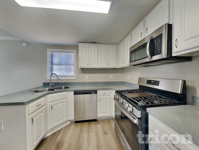 Photo - 360 Brannans Ct