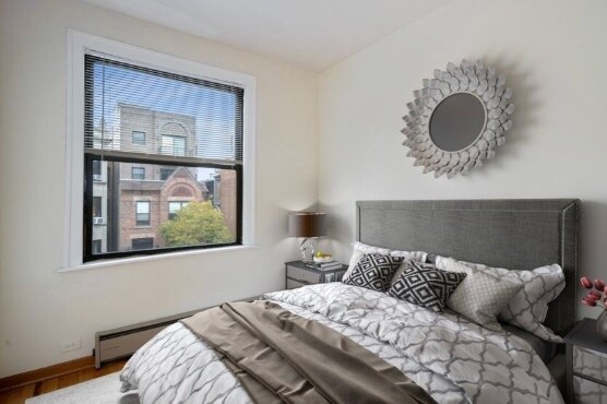 Photo - 630 W Barry Ave