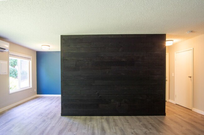 Photo - Close-in SE Spacious 3-Bed + A/C Ready Soon! Unit 4151-1