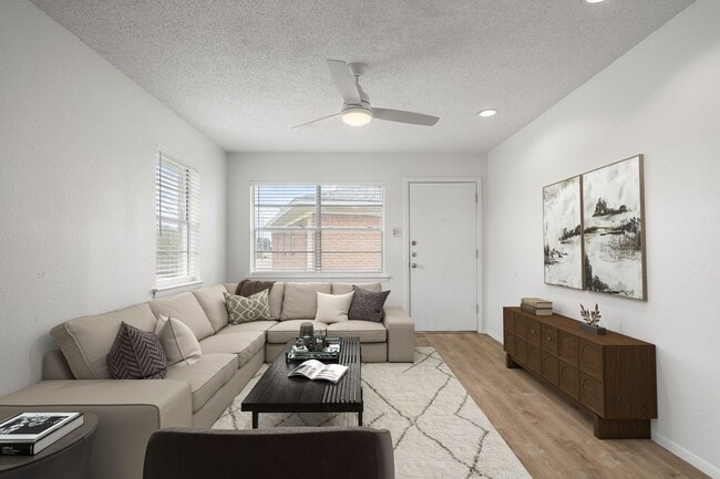 Photo - Freshly Renovated 3-Bedroom Duplex Unidad 341 Fouts