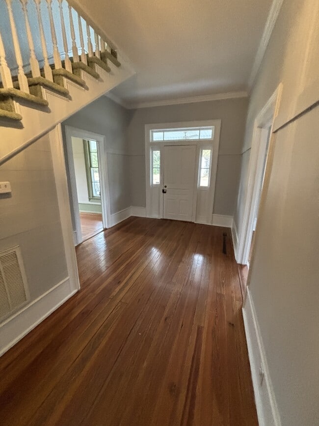 Photo - 800 Lennie Ln