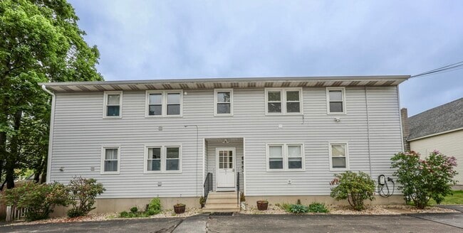 Photo - 31 Springview Ave Apartment Unit 4