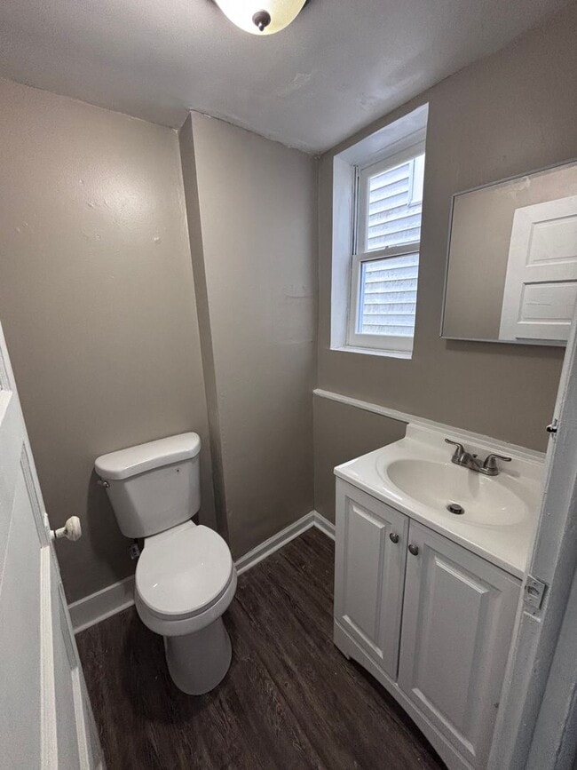 Photo - 236 Ontario St
