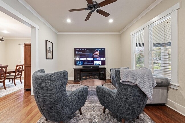 Photo - 1211 Lexington St