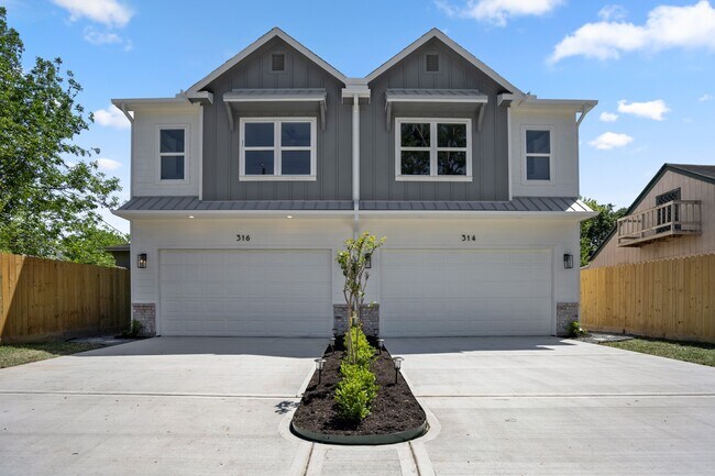 Photo - 314 N Stiles St