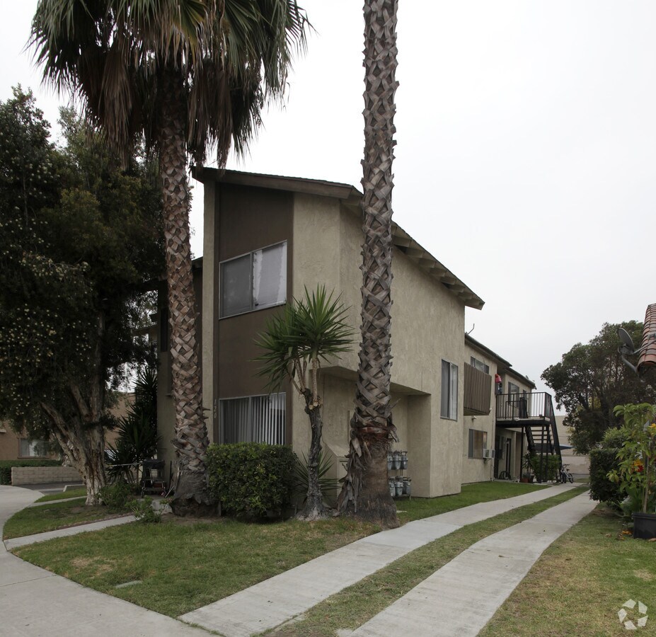 Photo - 120 N Belinda Cir