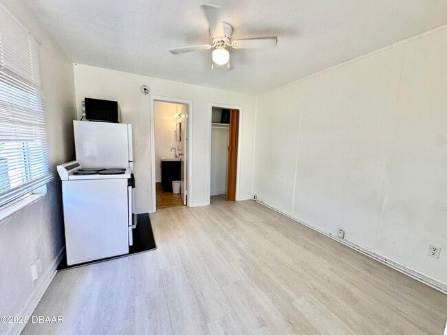 Photo - 3226 S Atlantic Ave Unit 5