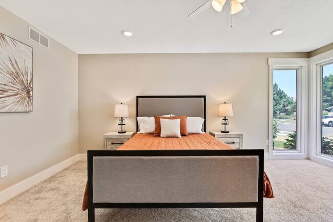 1215 E Cerramar Ct Unit SI ID1638214P