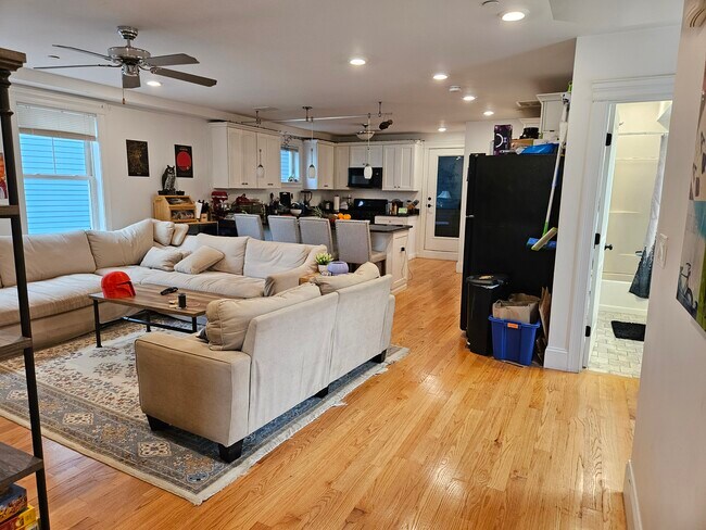 Photo - 14 Fern St Unit 1
