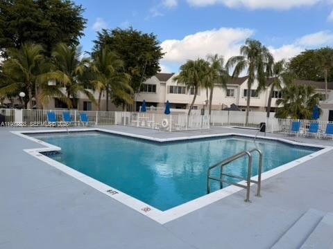 Building Photo - 6755 NW 175th Ln Unit M-9