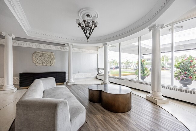4415 Bathurst Street