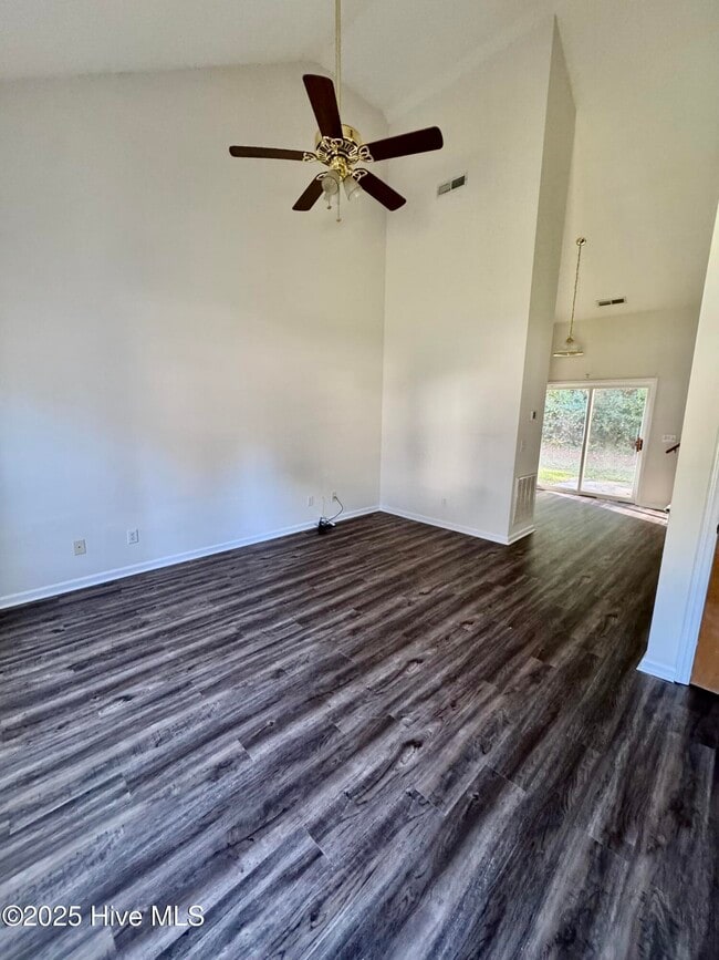 Photo - 1118 Brownlea Dr