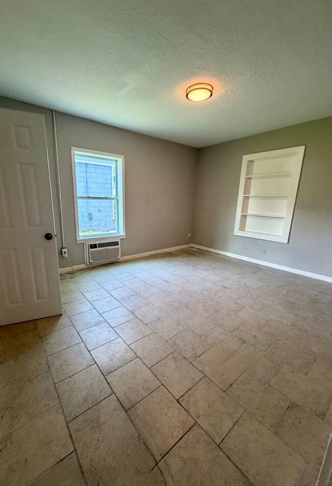 Photo - 3841/3847 Ogg Ave Unit 3847 Ogg Ave