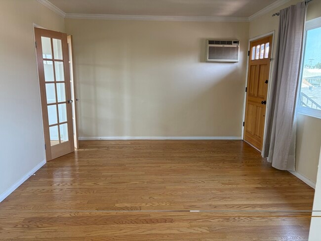 204 W Fairview Ave Unit B