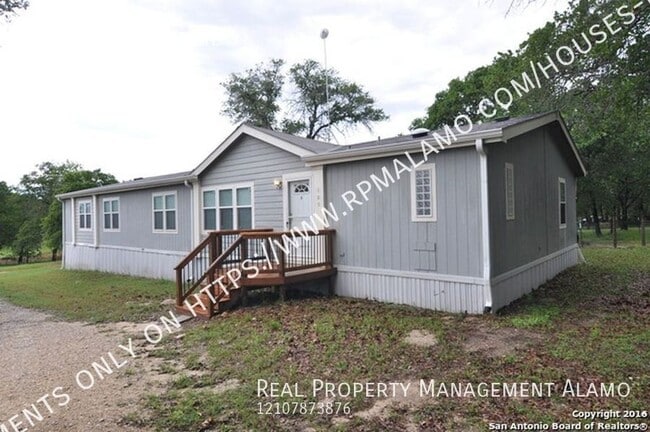 Building Photo - 105 Encino Torcido Rental