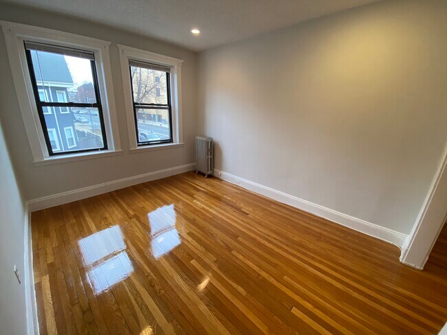 Photo - 16 Elko St Unit 1