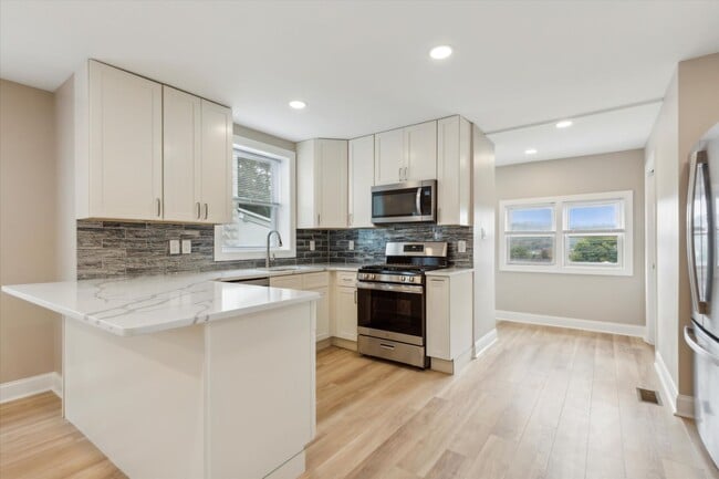 Photo - 327 E 10th Ave Unit 1