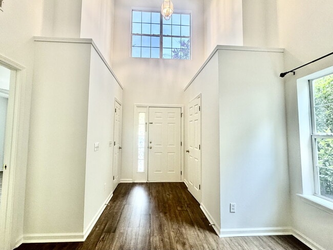Four Bedroom, End Unit Townhome in the Farm!